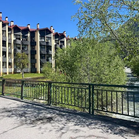 Duplex In Argentiere Valley Apartman *